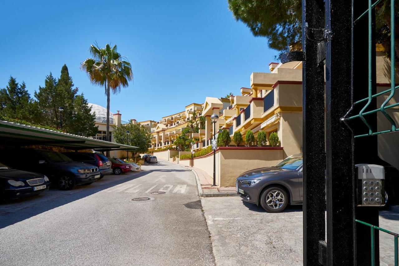 Oleholidays 216 Romana Playa Primera Linea Playa Marbella Exteriör bild